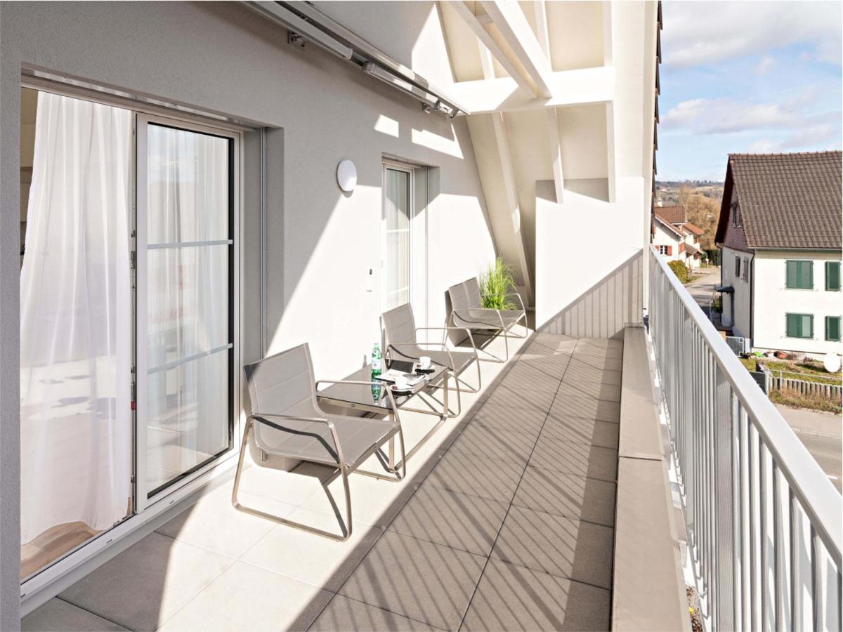 Exklusive 5,5 Zimmer Wohnung Fuer Familien Und Business Eschenz Bagian luar foto