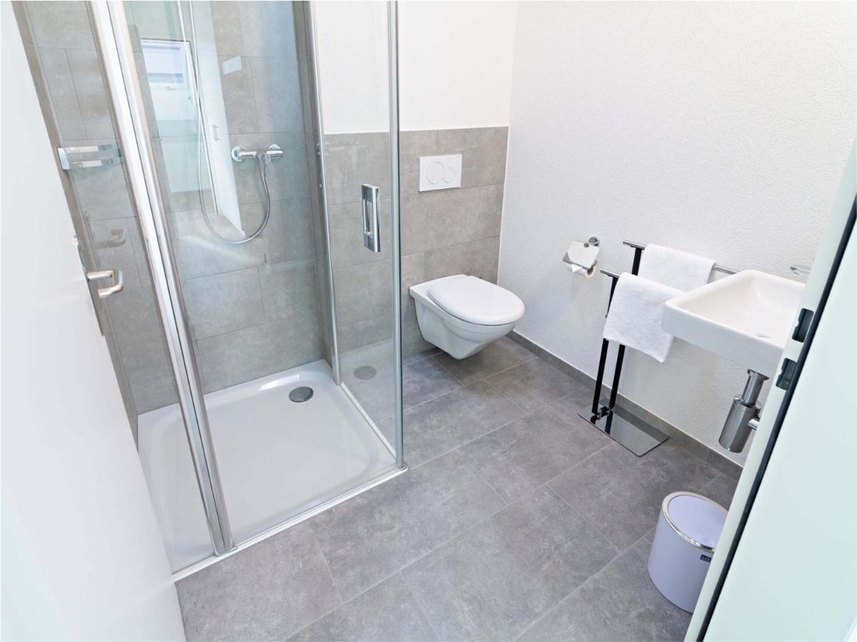 Exklusive 5,5 Zimmer Wohnung Fuer Familien Und Business Eschenz Bagian luar foto