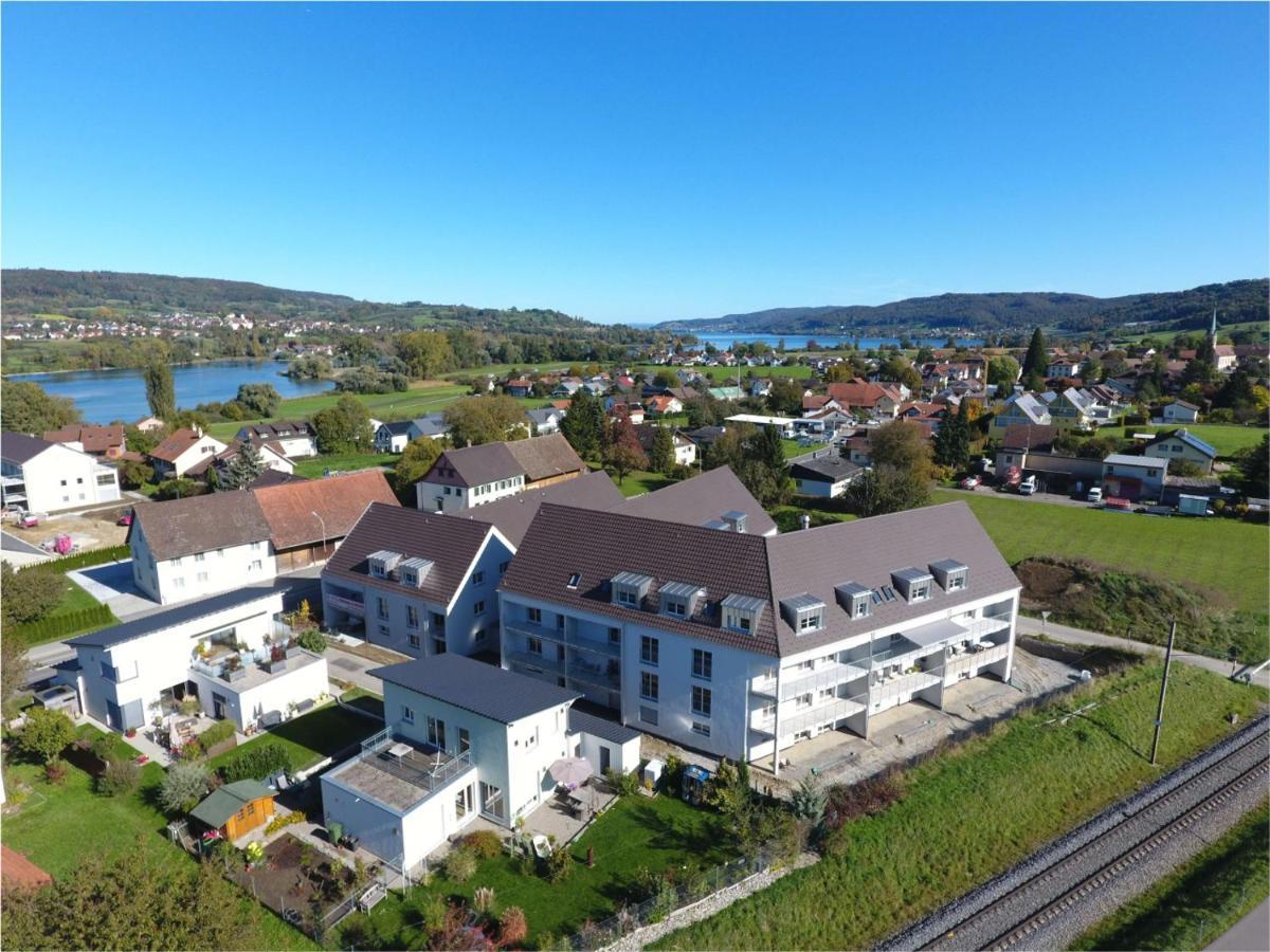 Exklusive 5,5 Zimmer Wohnung Fuer Familien Und Business Eschenz Bagian luar foto